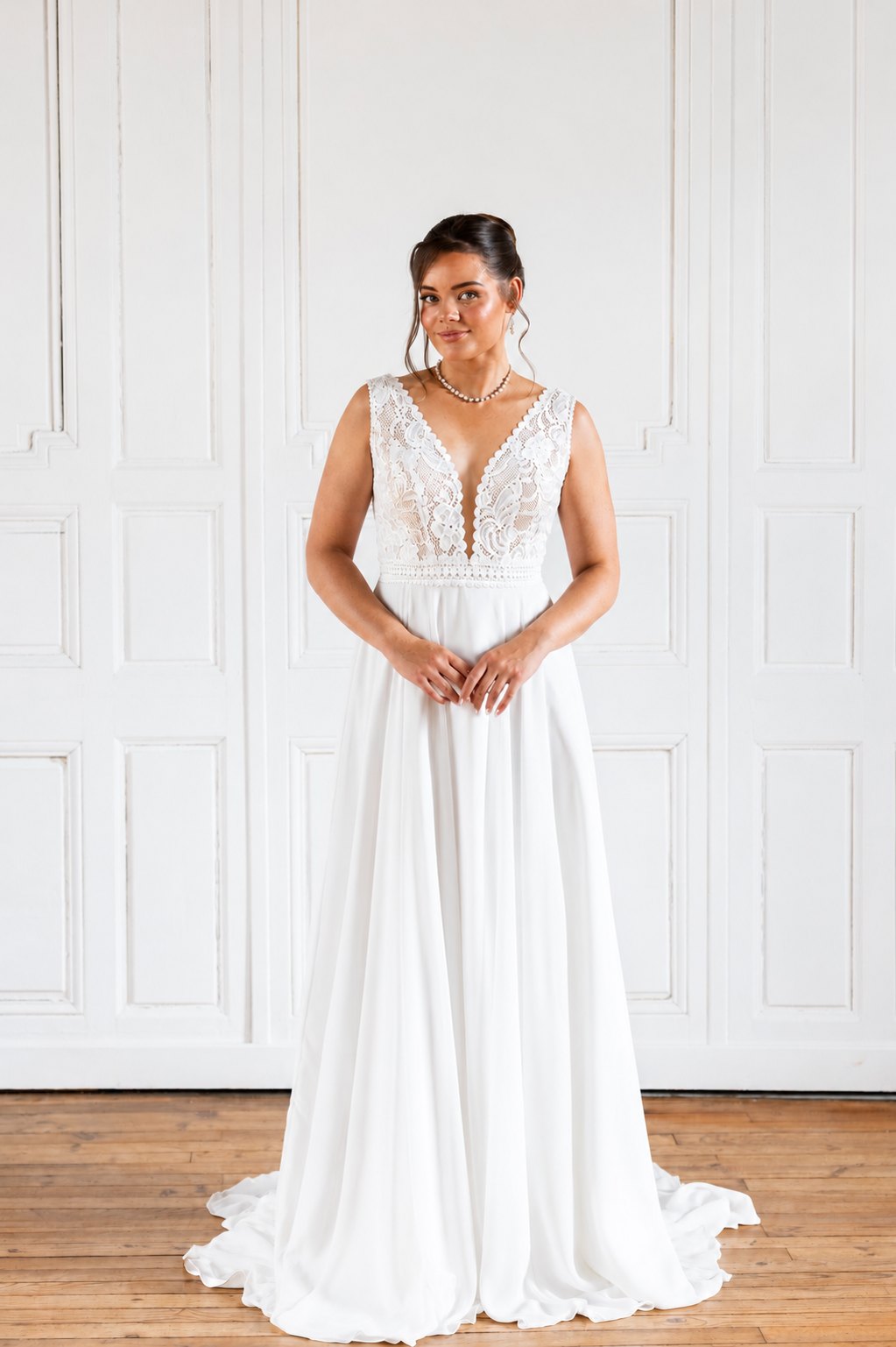 Robe de mariée Lina, plongeant