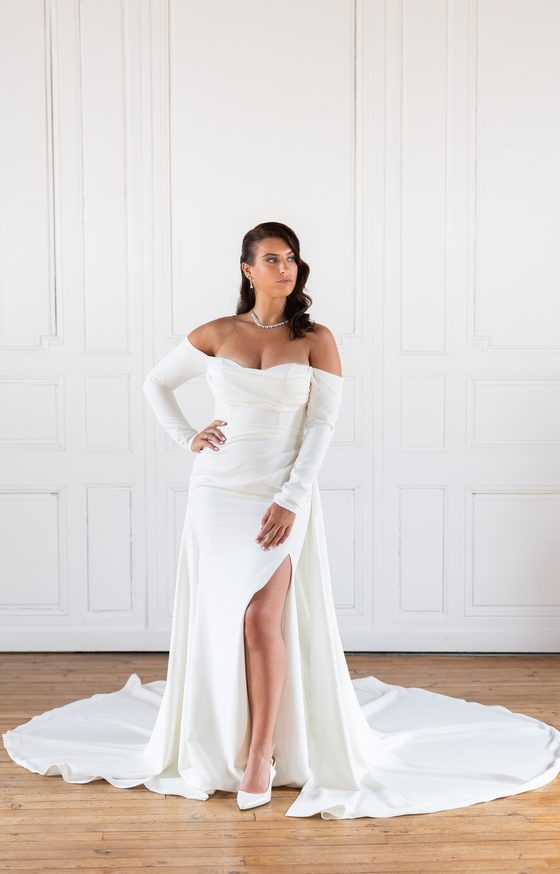 Robe de mariée Sienna, haut manches longues off shoulders, traîne détachable