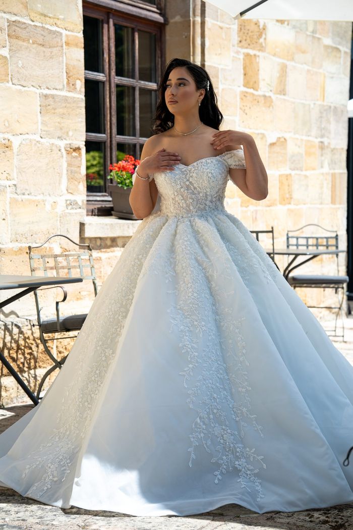 Robe princesse dentelle fleurie